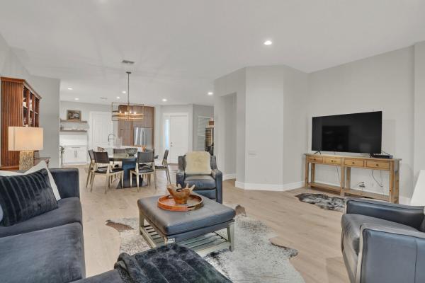 Prosperity Harbor North, 735 Cable Beach Ln, North Palm Beach, Florida 33410, image 2