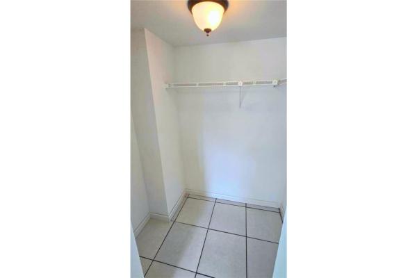 Versailles Gardens, 7801 Colony Cir S #106, Tamarac, Florida 33321, image 2
