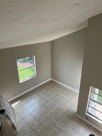 8265 NW 192nd Ter, Hialeah, Florida 33015, image 3