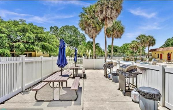 830 SW 9th Street Cir #201, Boca Raton, Florida 33486, image 1