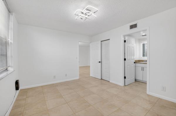 Abbey Village, 10 Willowbrook Ln #207, Delray Beach, Florida 33446, image 3