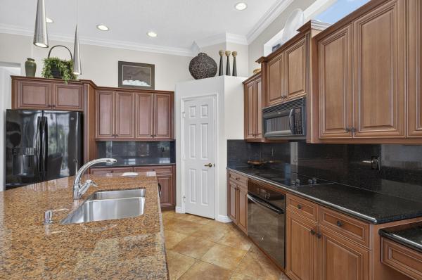 Buena Vida, 9902 Via Elegante, Wellington, Florida 33411, image 3