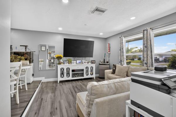 Plantation Park, 5301 SW 8th Ct, Plantation, Florida 33317, image 2