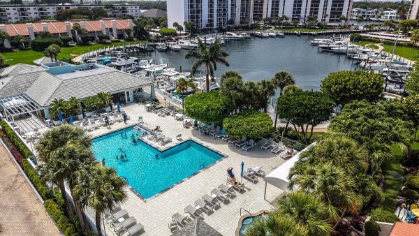 Yacht & Racquet Club Of Boca Raton, 2727 N Ocean Blvd #2030, Boca Raton, Florida 33431, image 3
