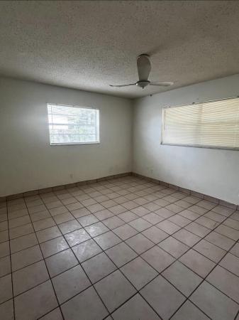 Roan Court, 3830 E Roan Ct E, West Palm Beach, Florida 33403, image 3