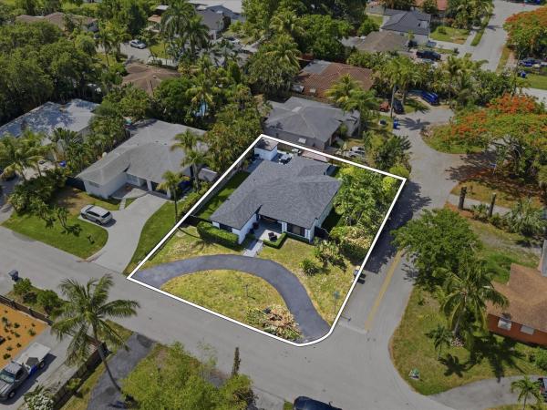 Hollywood Little Ranches, 2860 Monroe St, Hollywood, Florida 33020, image 2
