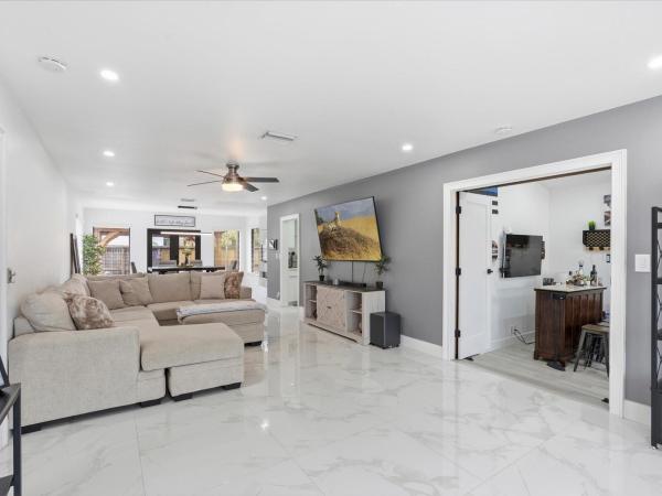 Hollywood Little Ranches, 2860 Monroe St, Hollywood, Florida 33020, image 3