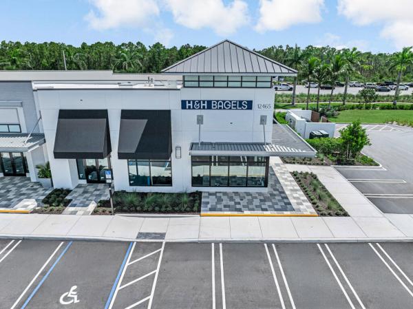 Coral Isles At Avenir, 9228 Coral Isles Cir, Palm Beach Gardens, Florida 33412, image 3