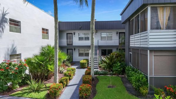 21 Normandy A, Delray Beach, Florida 33484, image 1