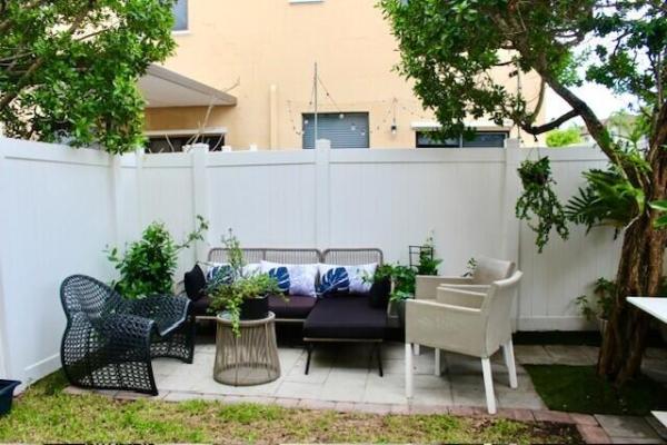 Bonterra, 9207 W 33rd Ln, Hialeah, Florida 33018, image 1
