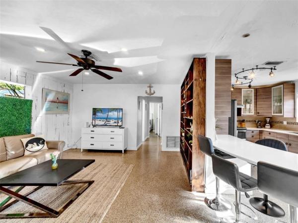 Hollywood Place, 1507 Garfield St, Hollywood, Florida 33020, image 3