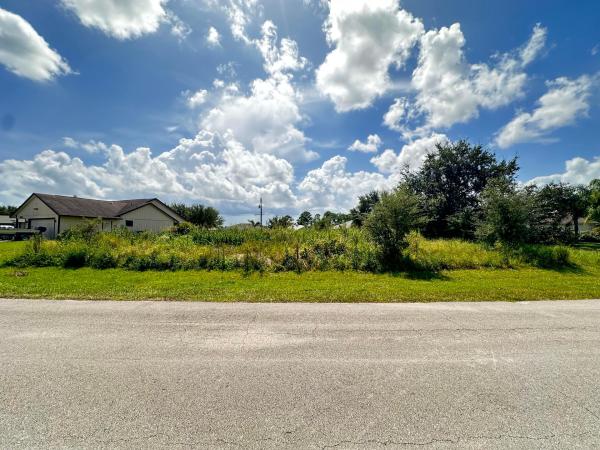 544 SW Columbus Dr, Port St. Lucie, Florida 34953, image 3