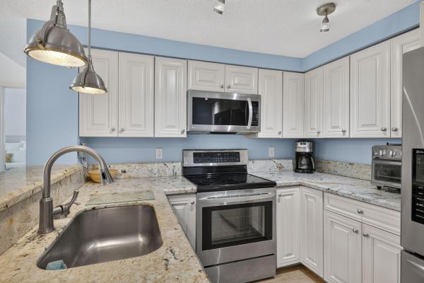 1209 Mainsail Cir, Jupiter, Florida 33477, image 2