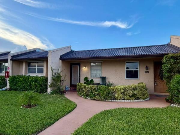 Golden Lakes Village, 311 Golden River Dr, West Palm Beach, Florida 33411, image 2
