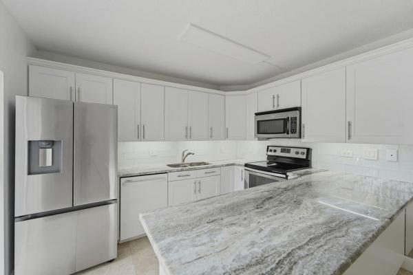 Tequesta Hills, 3900 SE County Line Rd, Jupiter, Florida 33469, image 2