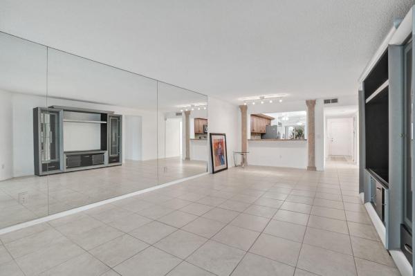 7411 Granville Dr #106, Tamarac, Florida 33321, image 3