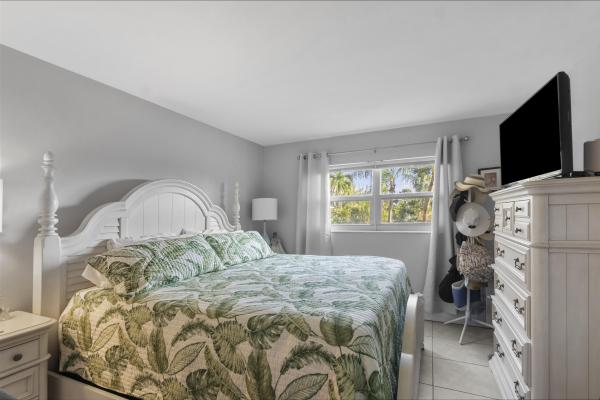Garden Aire Village South, 2350 NE 14th Street Cswy #209, Pompano Beach, Florida 33062, image 1