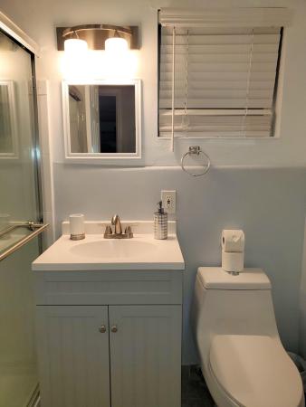 Chelsea Residences, 413 SE 23rd St #1-3, Fort Lauderdale, Florida 33316, image 2
