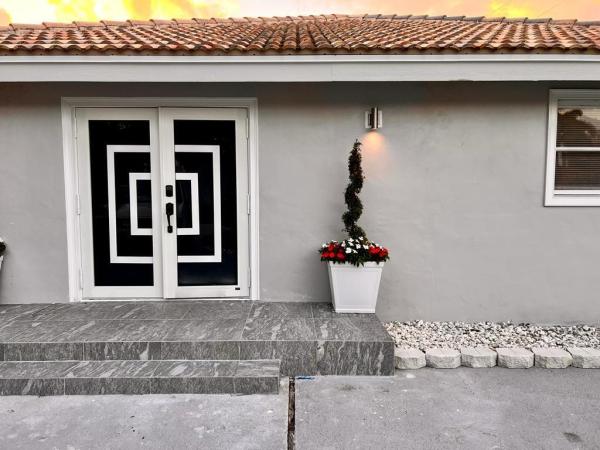 Hidden Valley, 49 Lariat Cir, Boca Raton, Florida 33487, image 3