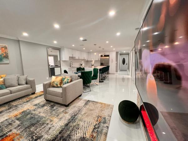 Hidden Valley, 49 Lariat Cir, Boca Raton, Florida 33487, image 1