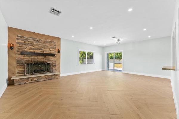 Boca Raton Square, 1721 SW 10th St, Boca Raton, Florida 33486, image 3