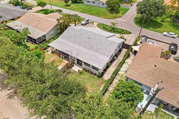 Boca Woods, 2600 NE 5th Ave #2, Boca Raton, Florida 33431, image 3