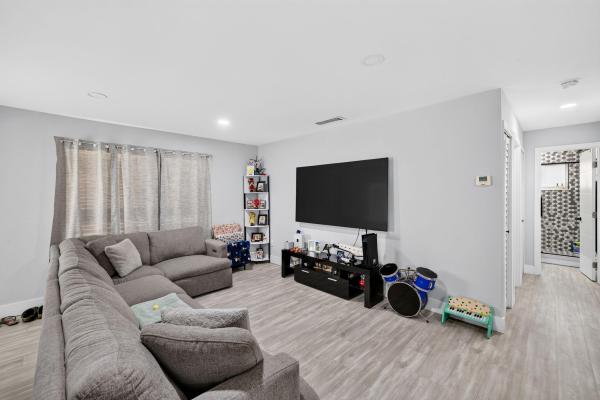 7701 NW 56th Ave #3, Fort Lauderdale, Florida 33073, image 2