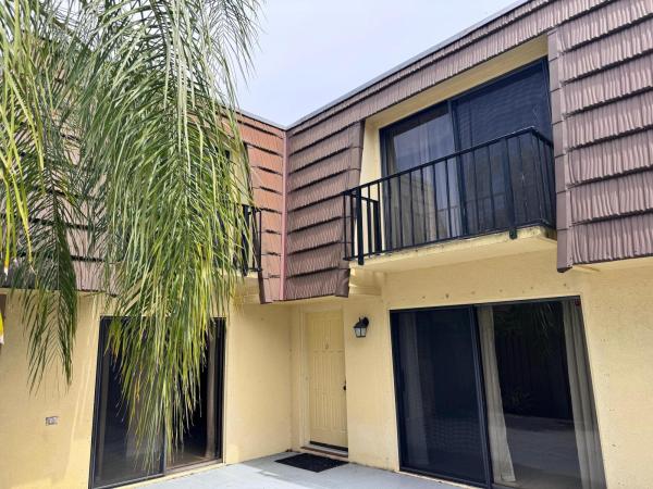 Sandalwood Estates, 904 9th Ct, Palm Beach Gardens, Florida 33410, image 3
