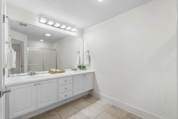 Pinewood Lake, 1182 Pinewood Lake Ct, Greenacres, Florida 33415, image 3