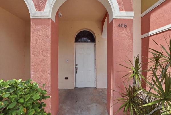 Santa Catalina Townhomes, 406 W Santa Catalina Cir, North Lauderdale, Florida 33068, image 2