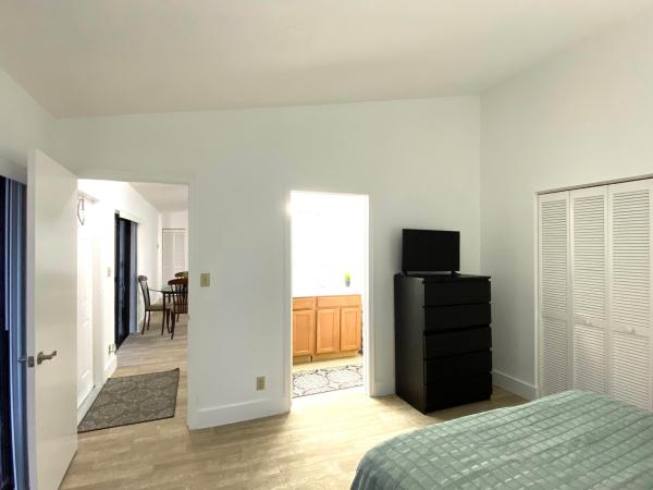 Sugar Pond Manor, 14109 Wellington Trce, Wellington, Florida 33414, image 3
