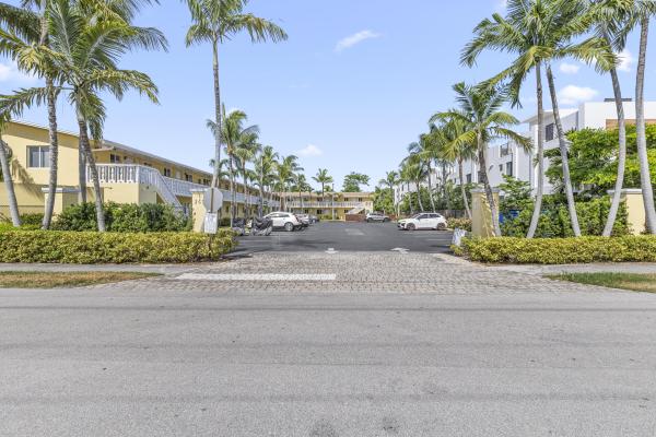 Wilton Place, 2655 NE 8th Ave #106, Wilton Manors, Florida 33334, image 1