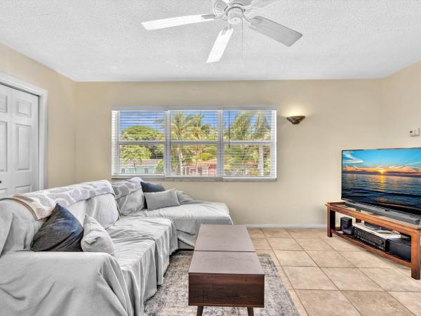 Atlantic, 90 NE 19th Ave #10, Deerfield Beach, Florida 33441, image 2