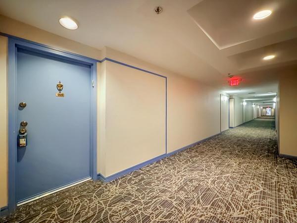 Country Club Village, 16300 Golf Club Rd #201, Weston, Florida 33326, image 1