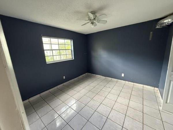 Sunland Park, 5620 SW 37th St, West Park, Florida 33023, image 3