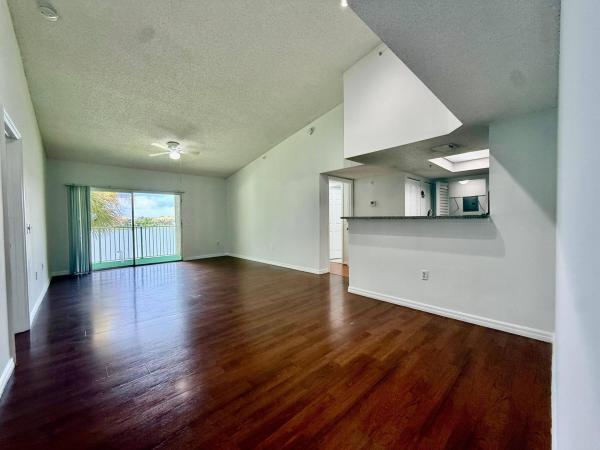 5041 Wiles Rd #208, Coconut Creek, Florida 33073, image 1