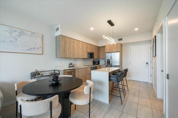 Quadro, 3900 Biscayne Blvd #S-910, Miami, Florida 33137, image 2