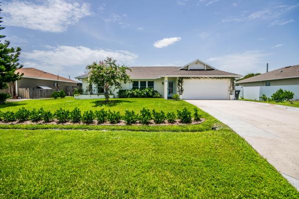 272 SW Fairchild Ave, Port St. Lucie, Florida 34984, image 3