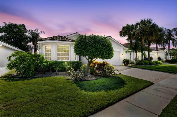 Valencia Falls, 13050 Misty Gilbralter Way, Delray Beach, Florida 33446, image 1