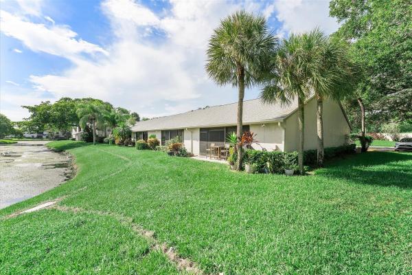 Karanda Village 6, 3783 NW 35th St #1557, Coconut Creek, Florida 33066, image 3