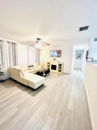 Kelsey City, 512 Bayberry Dr, Lake Park, Florida 33403, image 2