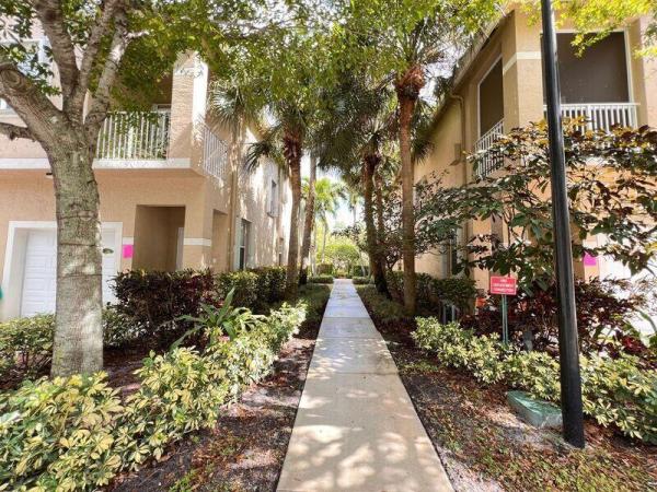 Tequesta Trace, 117 Lighthouse Cir #J, Tequesta, Florida 33469, image 1