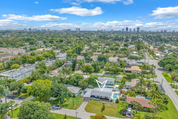 Norwood, 850 SW 1st Ter, Pompano Beach, Florida 33060, image 2
