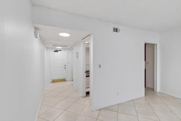 Cypress Grove At Palm-Aire, 802 Cypress Grove Ln #309, Pompano Beach, Florida 33069, image 3