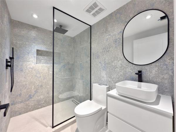 Victoria Courts, 729 NE 17th Ter, Fort Lauderdale, Florida 33304, image 2
