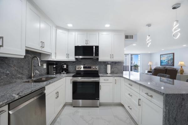 Oxford Towers, 1501 S Ocean Dr #905, Hollywood, Florida 33019, image 3