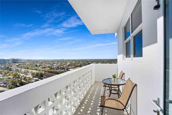 Galt Towers, 4250 Galt Ocean Dr #PH-B, Fort Lauderdale, Florida 33308, image 3
