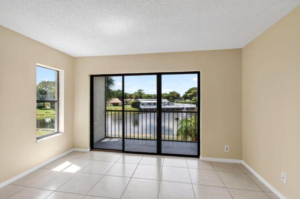 The Palm Club, 1010 Green Pine Blvd #F2, West Palm Beach, Florida 33409, image 2