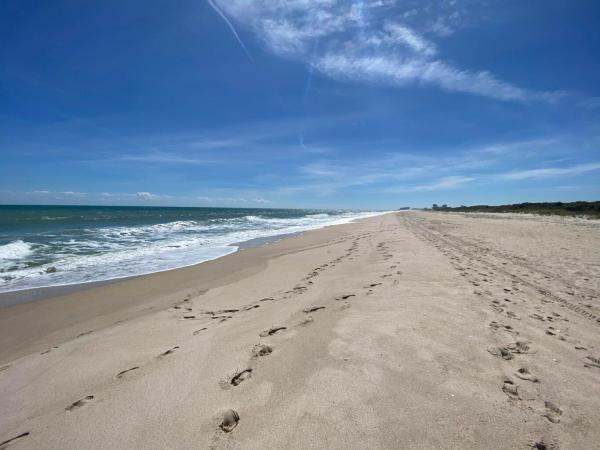 Avalon Beach, 103 Ocean Ests Dr, Fort Pierce, Florida 34949, image 3