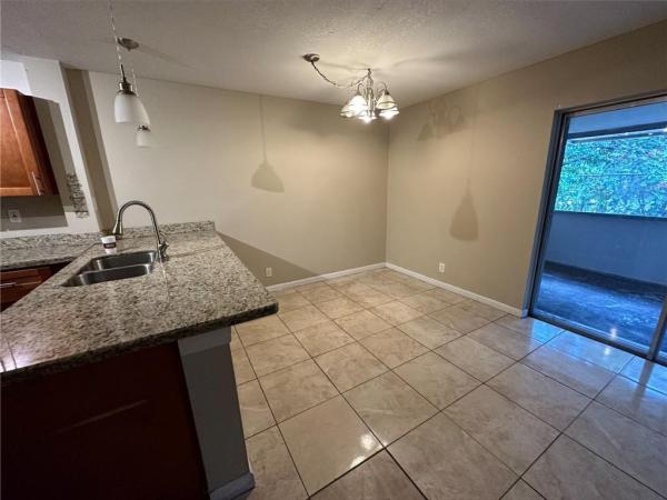 Blueberry Hill, 5614 Blueberry Ct #173, Lauderhill, Florida 33313, image 2